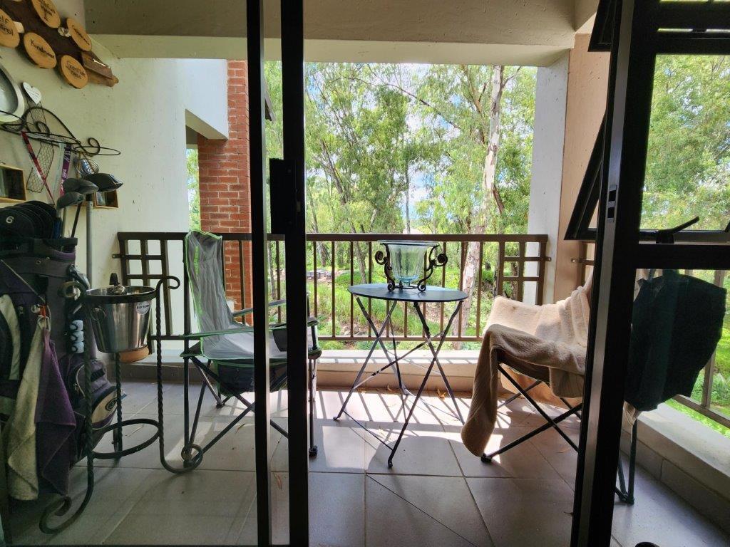 1 Bedroom Apartment in Douglasdale