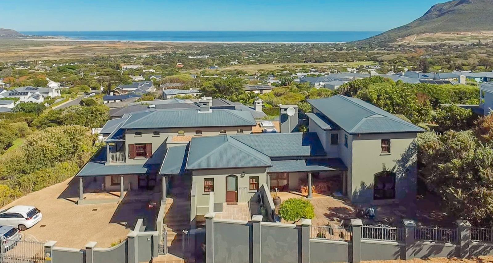 4 Bedroom House in Belvedere