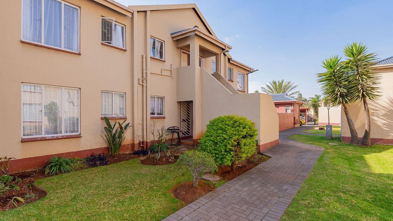 2 Bedroom Apartment in Lakefield