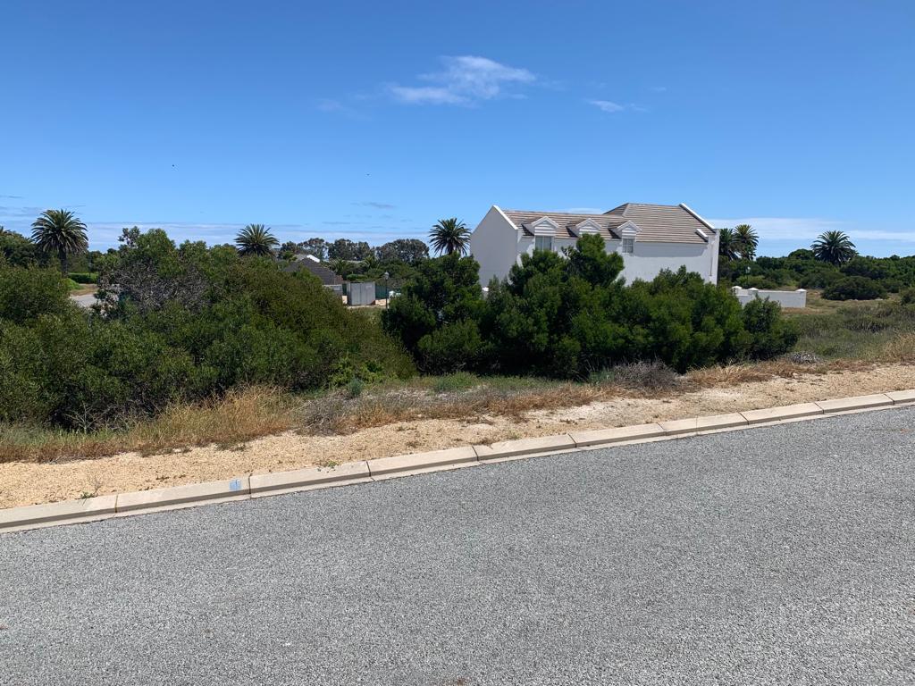 450 m² Land available in Shelley Point