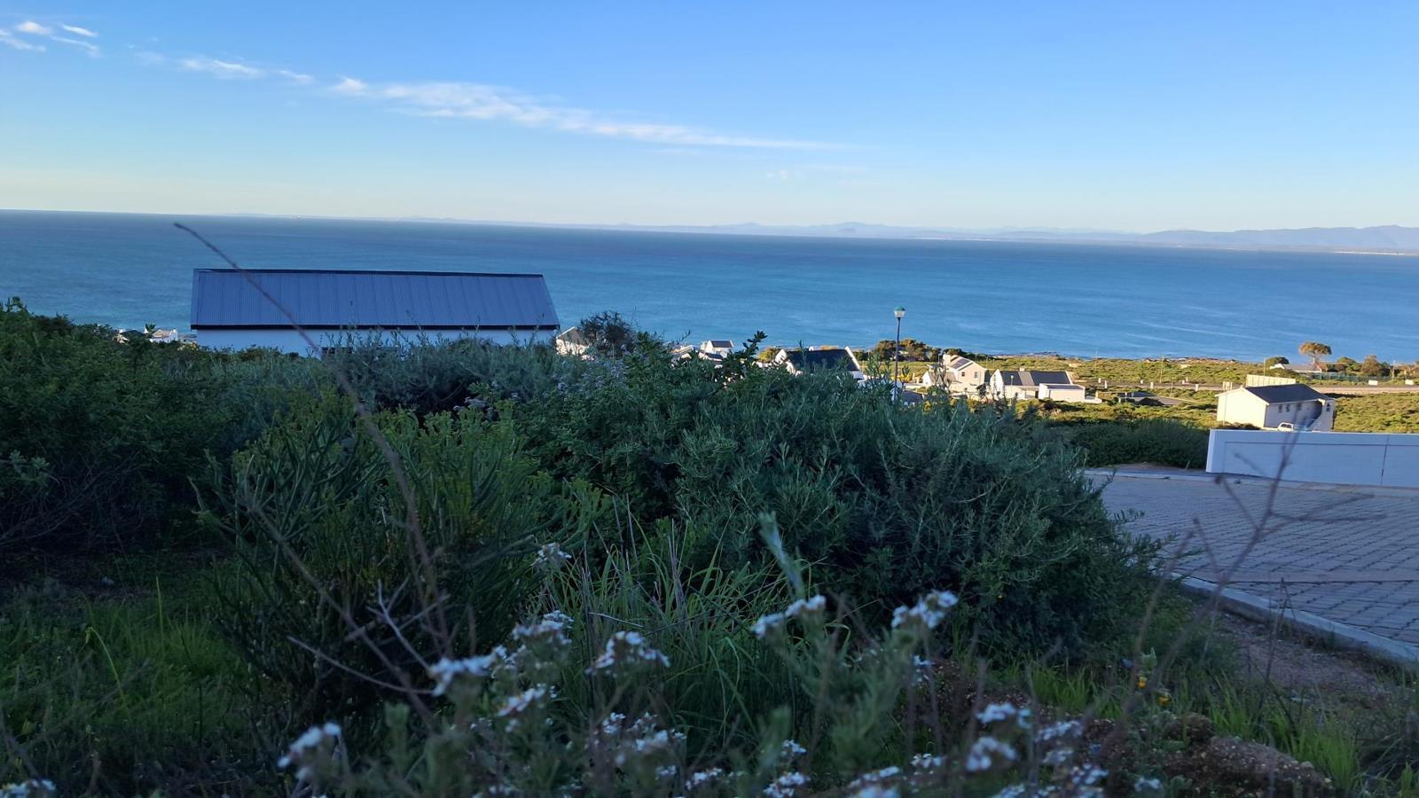 426 m² Land available in St Helena Views