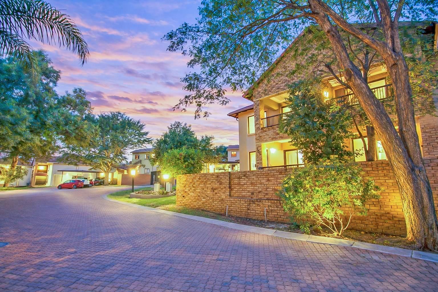 2 Bedroom Apartment in Roodepoort Central