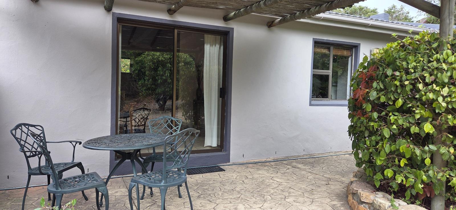 2 Bedroom Apartment in Hout Bay and surrounds