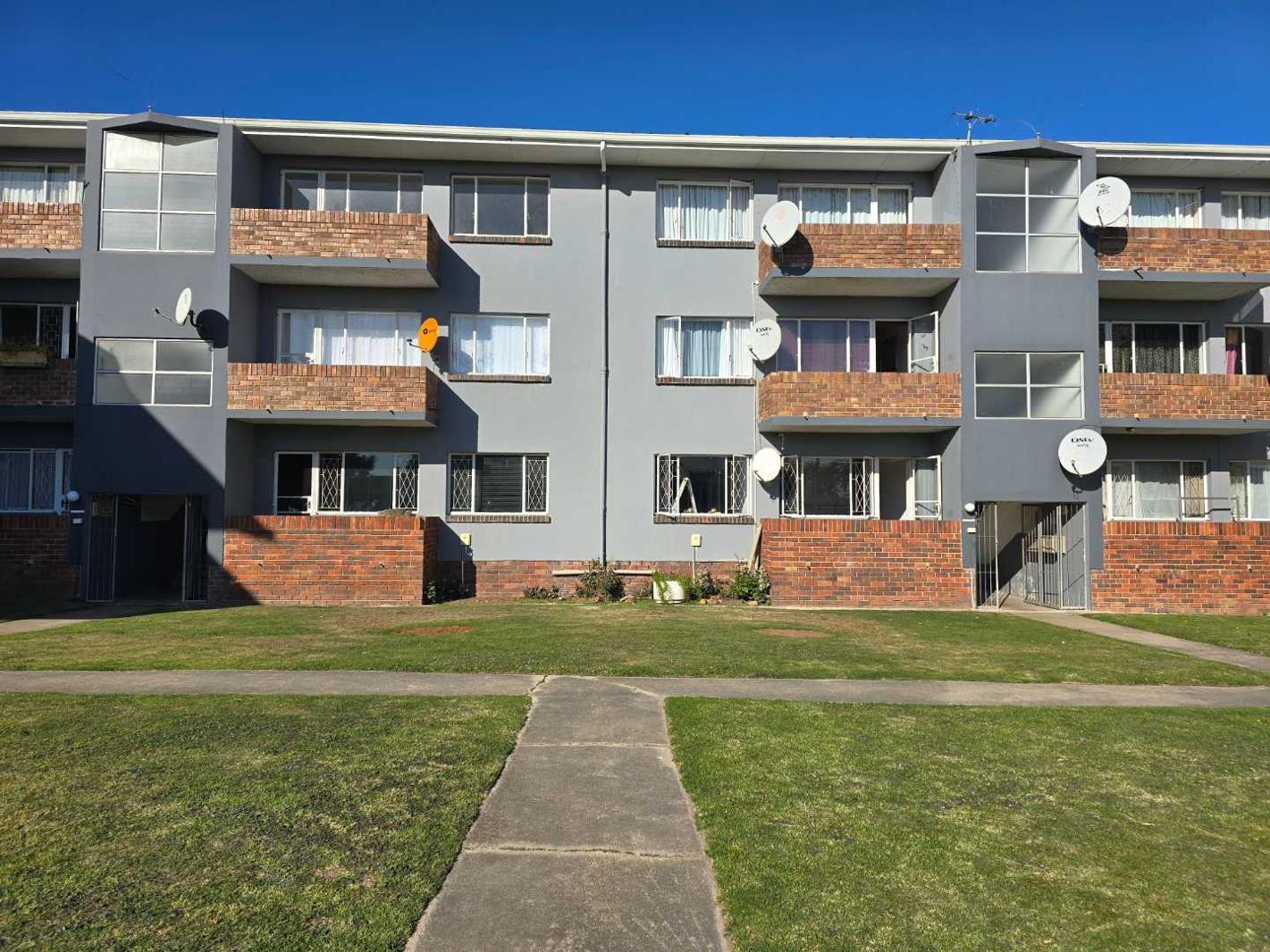 2 Bedroom Apartment in Newton Park