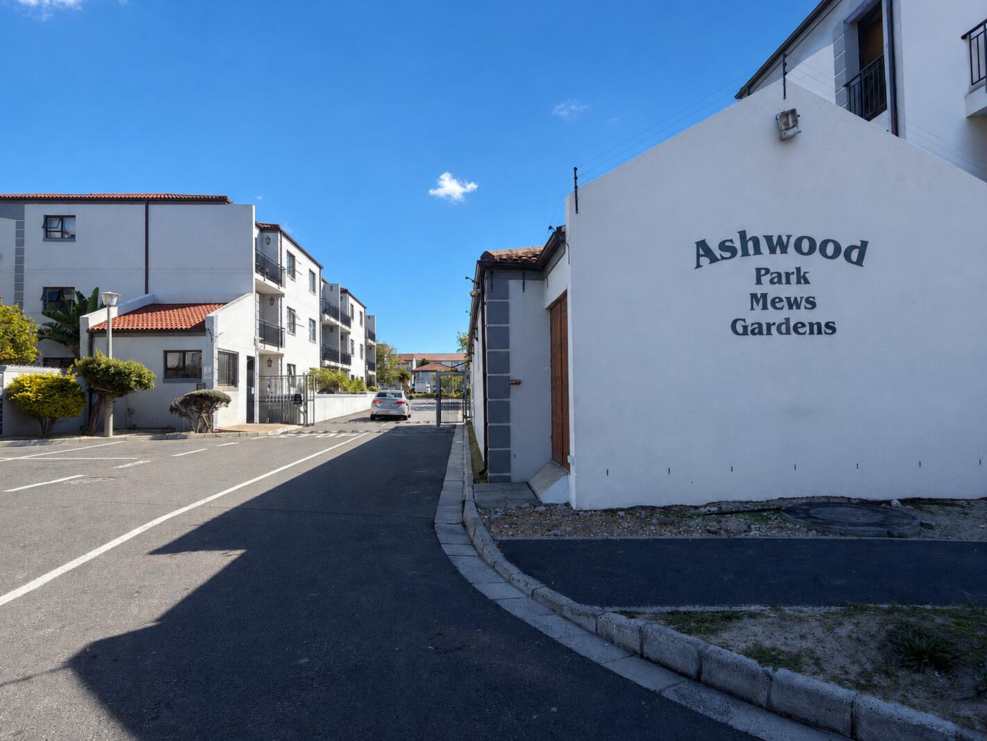 1 Bedroom Apartment in Parklands