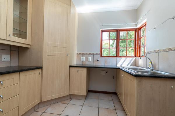 3 Bedroom Simplex in Halfway Gardens