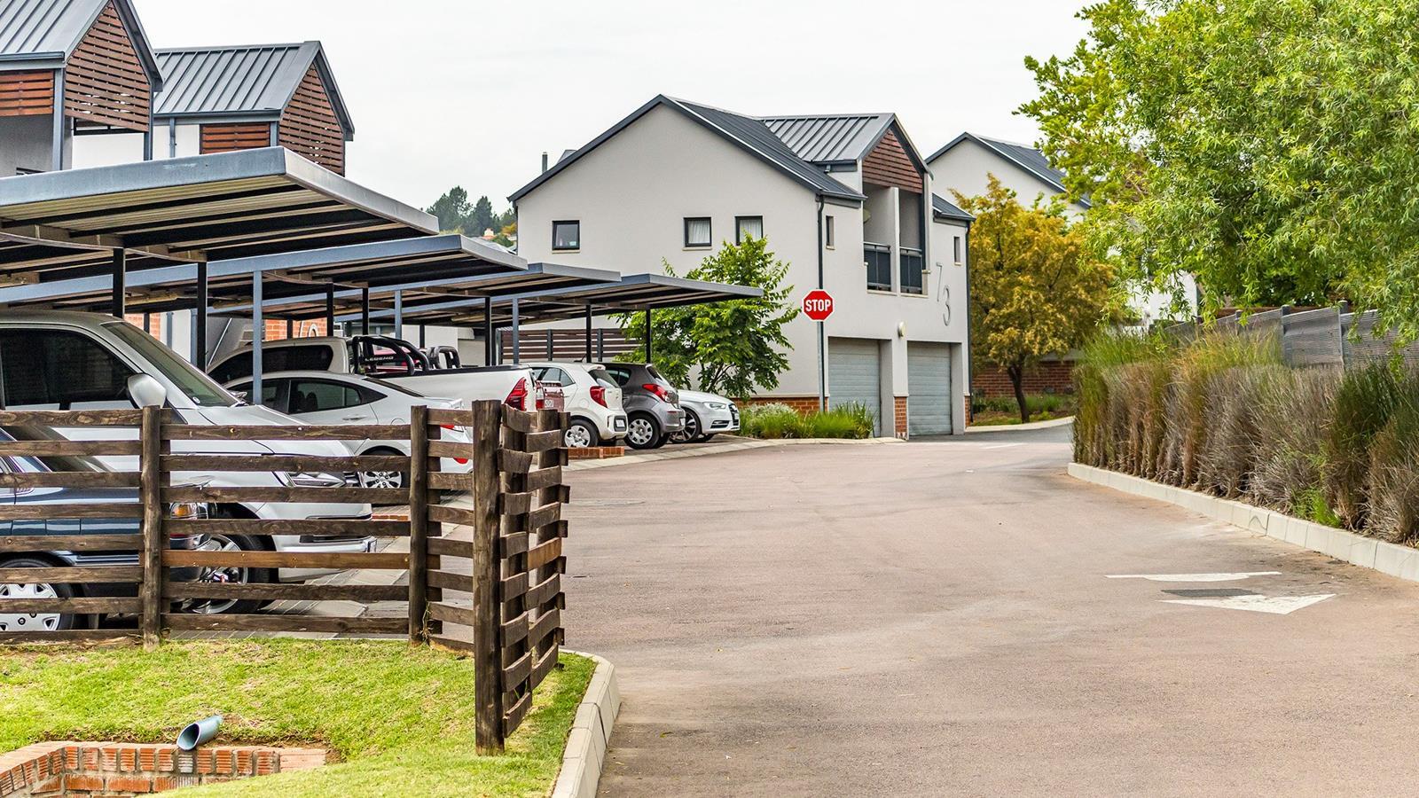 2 Bedroom Apartment in Carlswald Estate