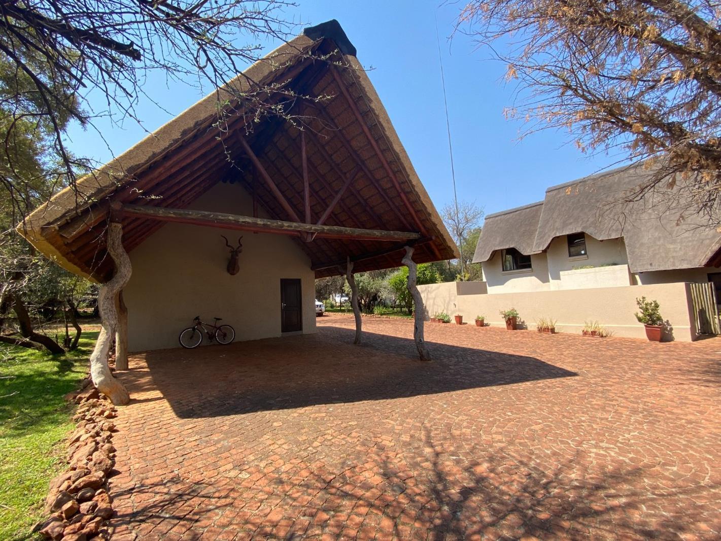 4 Bedroom House in K'shane