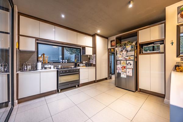 3 Bedroom House in Menlo Park