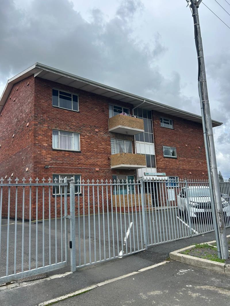 2 Bedroom Flat in Vasco Estate