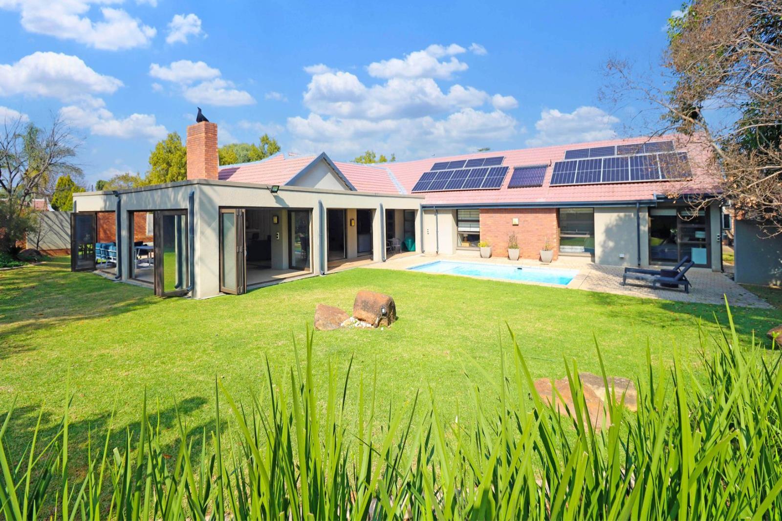 4 Bedroom House in Brackenhurst
