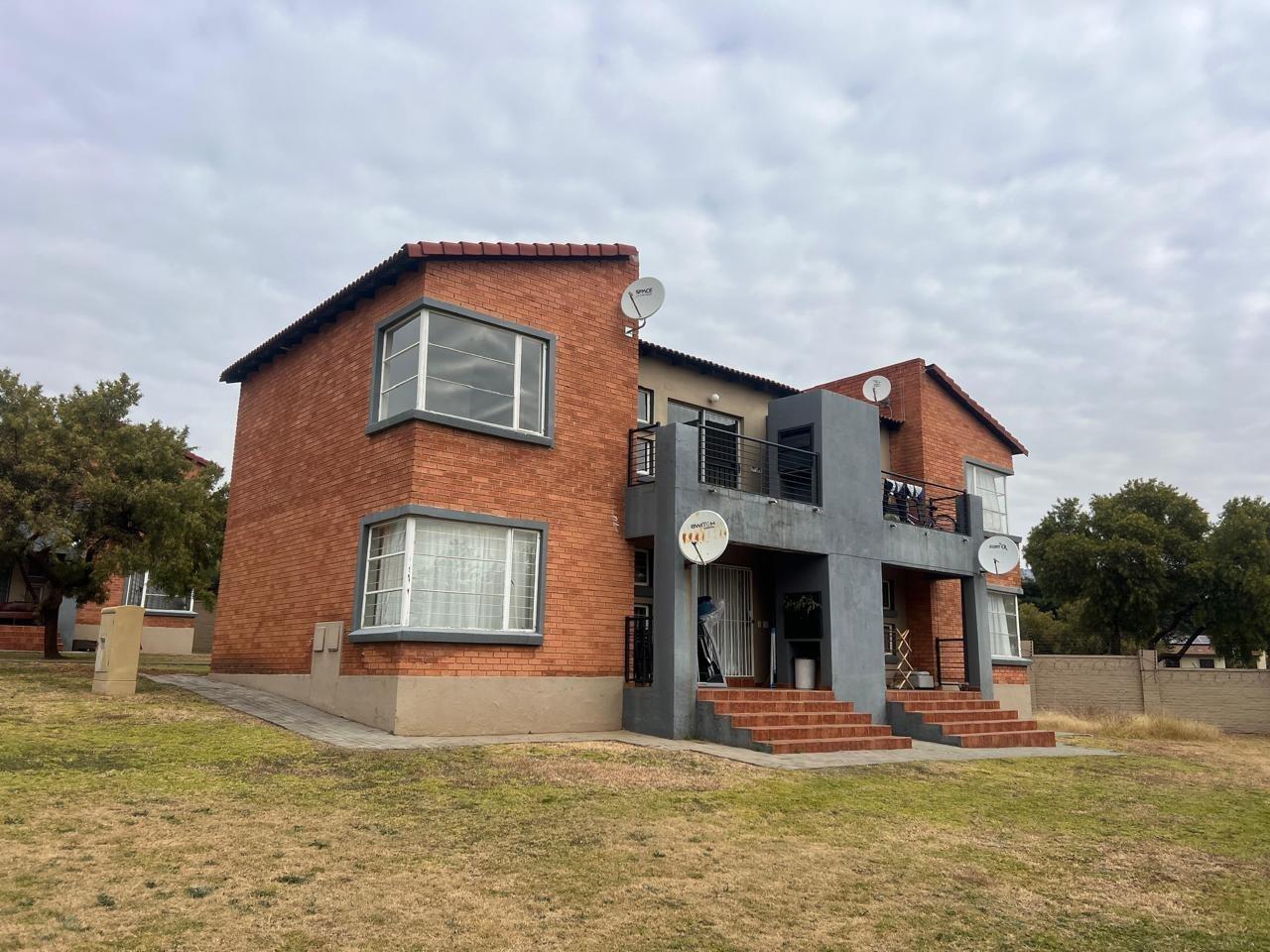 2 Bedroom Apartment in Willowbrook