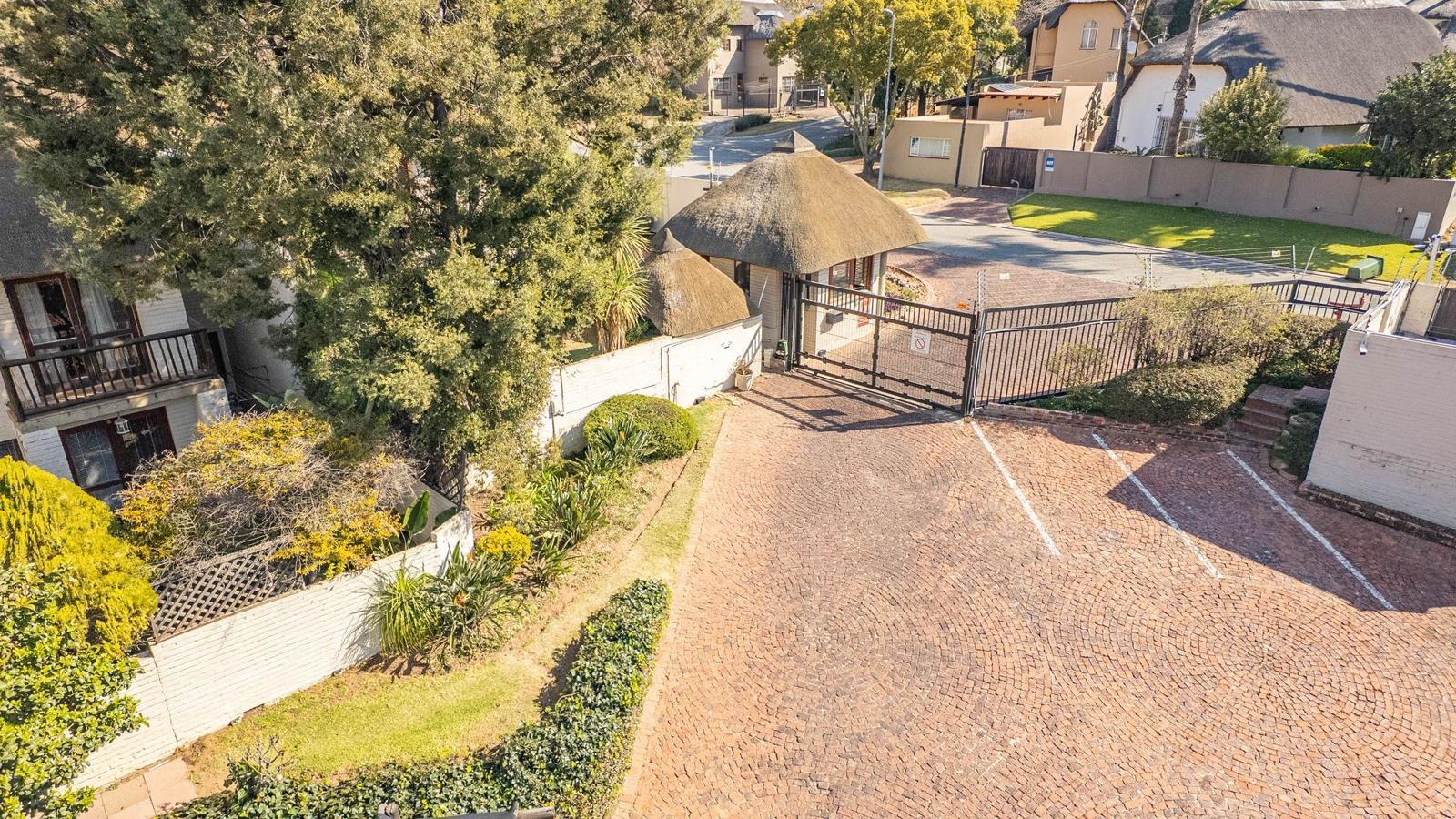 2 Bedroom Apartment in Paulshof