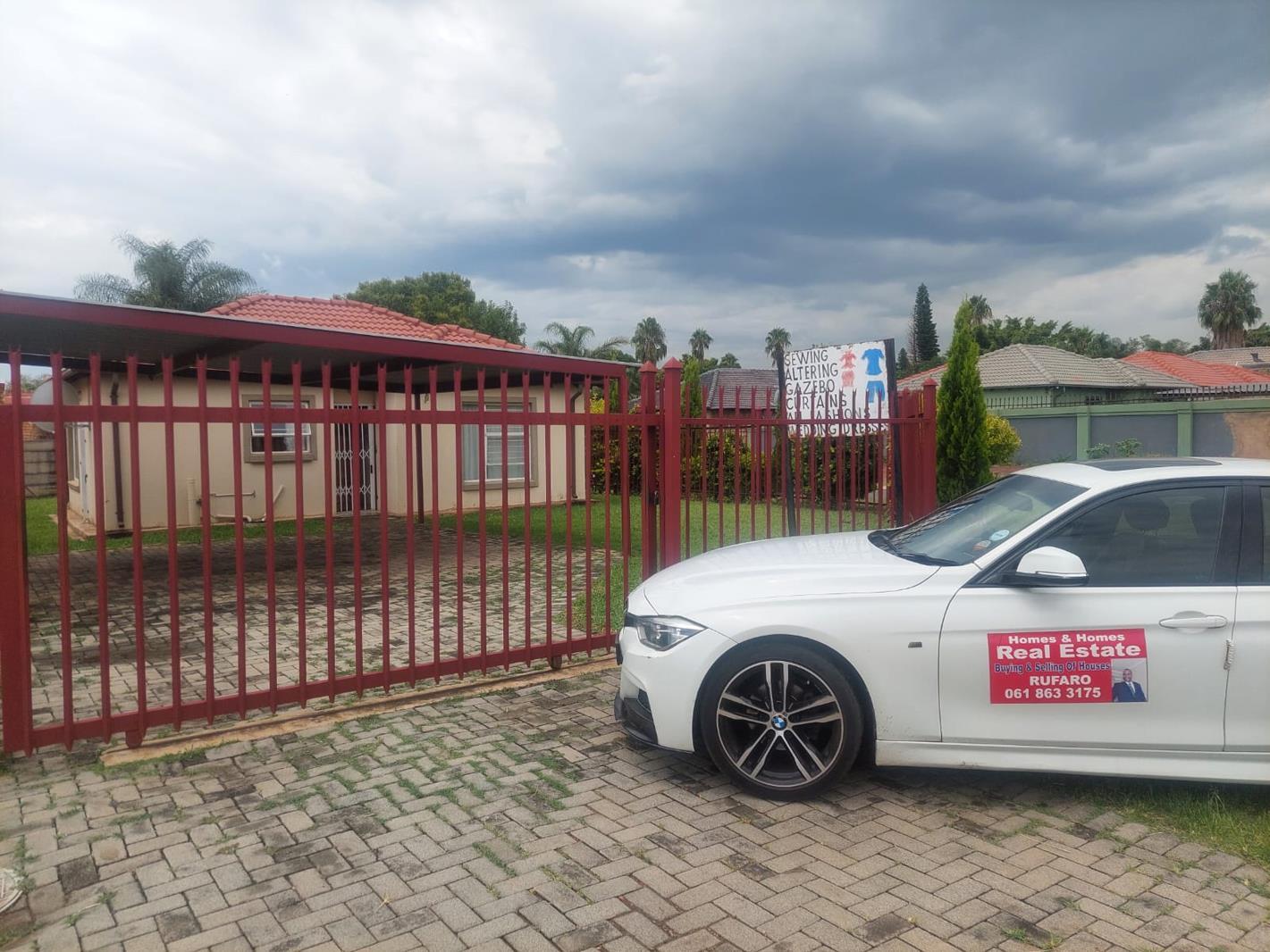 3 Bedroom House in Karenpark