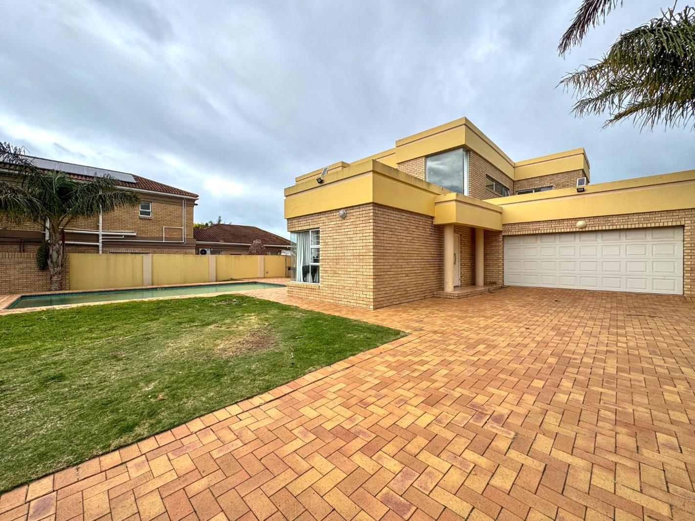 4 Bedroom House in Summerstrand
