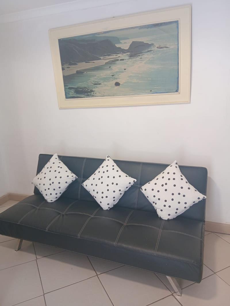 1 Bedroom Apartment in Bryanston