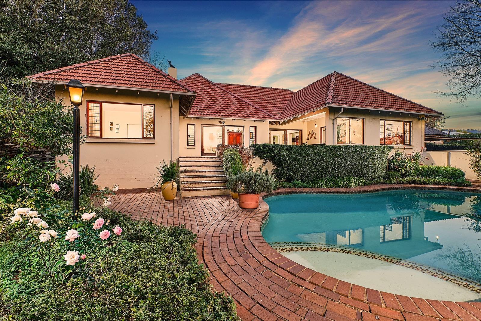 5 Bedroom House in Northcliff