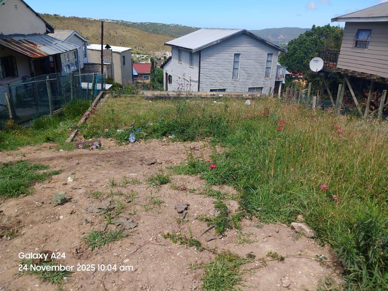 265 m² Land available in Hornlee