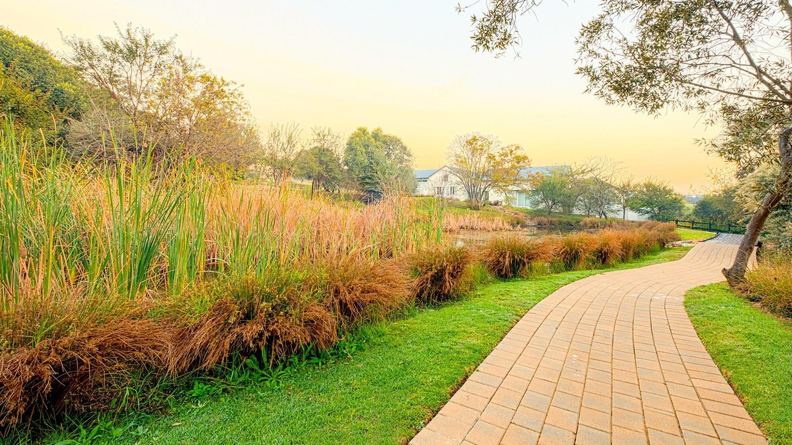 659 m² Land available in Fourways