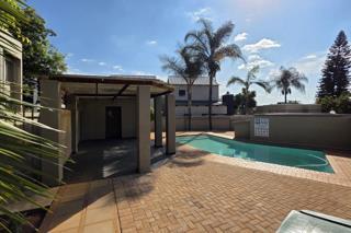 2 Bedroom Townhouse in Magalieskruin