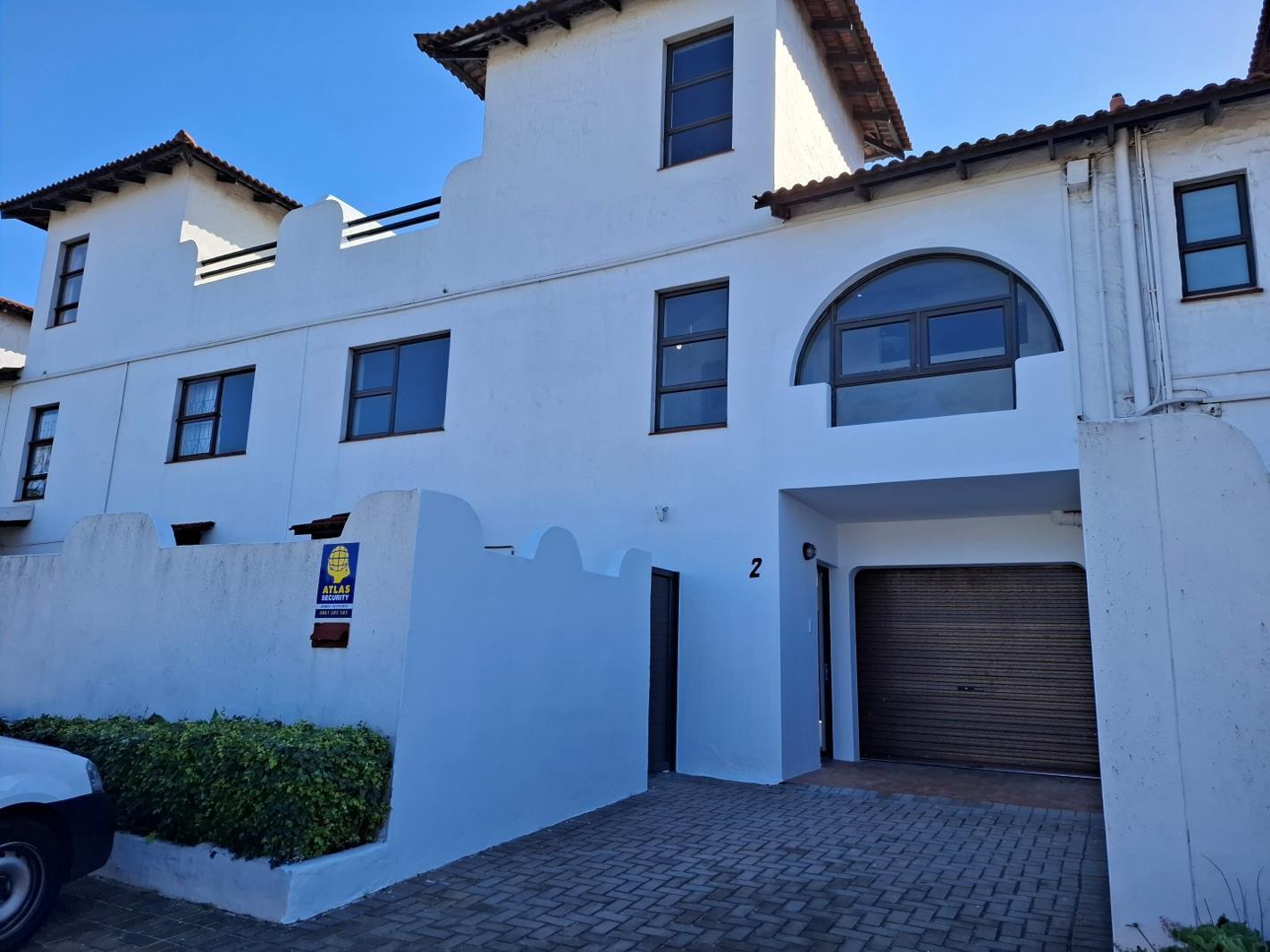 3 Bedroom Townhouse in South End