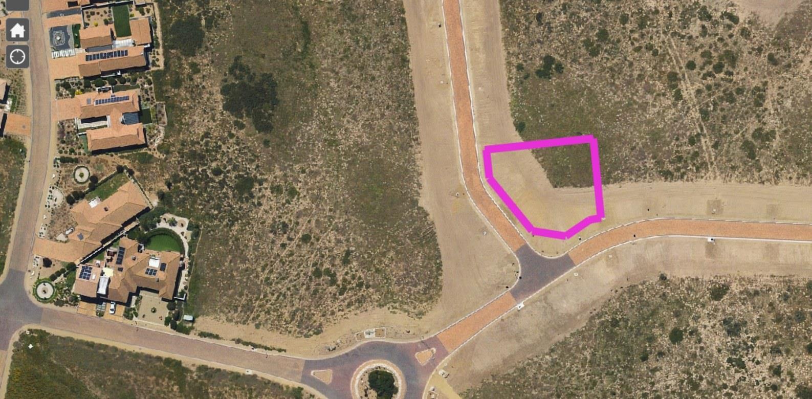 895 m² Land available in Langebaan Country Estate