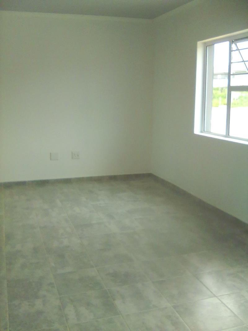 2 Bedroom House in Groenheuwel