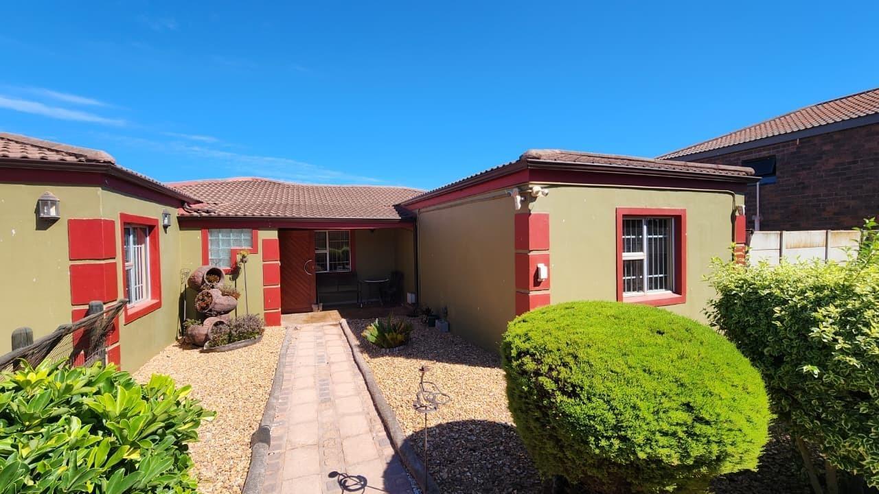 3 Bedroom House in Vredenburg
