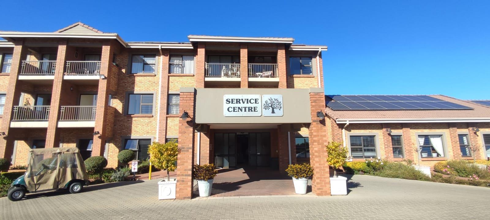 3 Bedroom Simplex in Brentwood Park