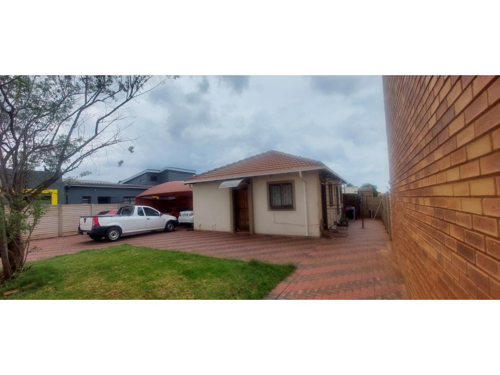 3 Bedroom House in The Orchards