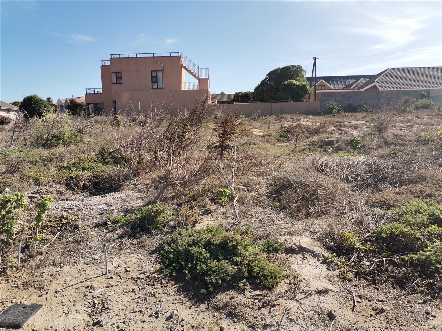 600 m² Land available in Saldanha