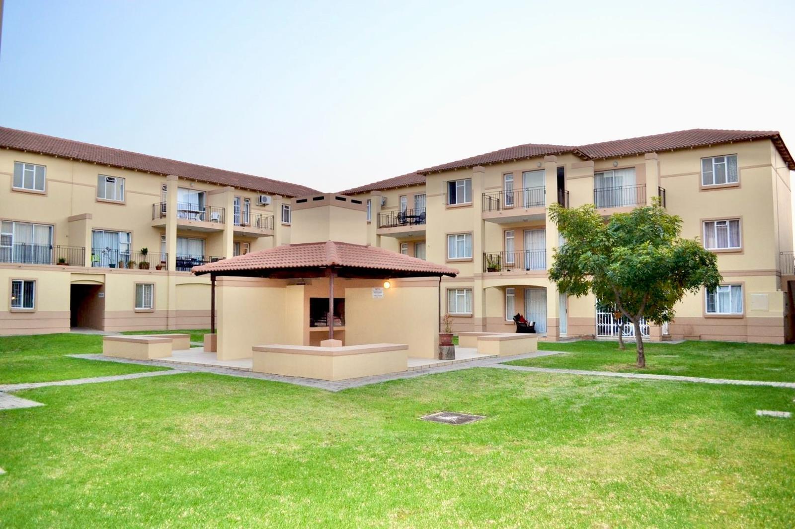 2 Bedroom Apartment in Queenswood