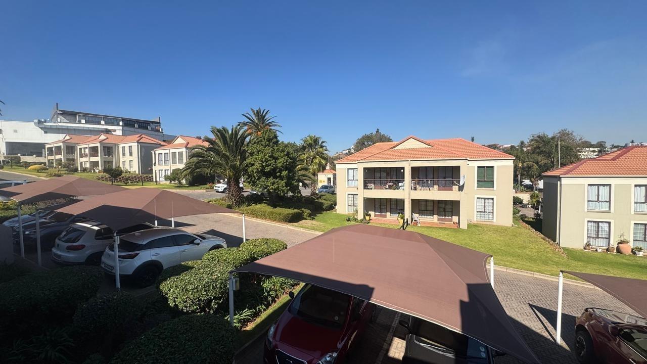 2 Bedroom Townhouse in Oakdene
