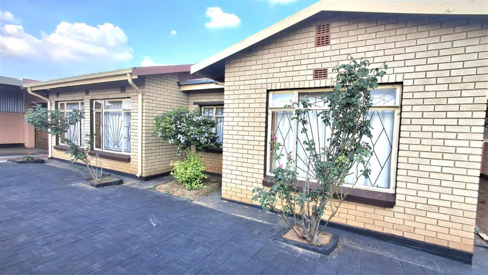 3 Bedroom House in Eldorado Park
