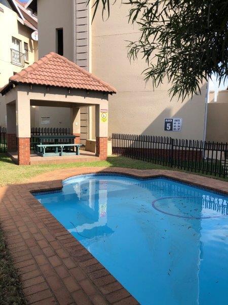 1 Bedroom Apartment in Kosmosdal