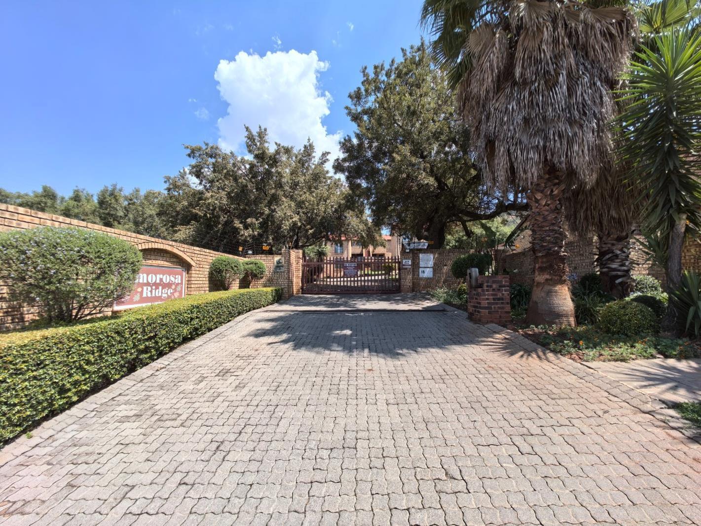 2 Bedroom Apartment in Amorosa