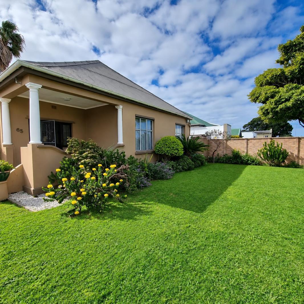 3 Bedroom House in South End