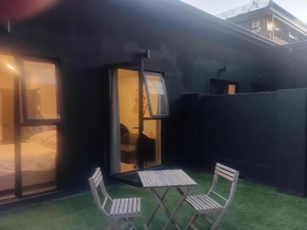 1 Bedroom Apartment in Sandton Central