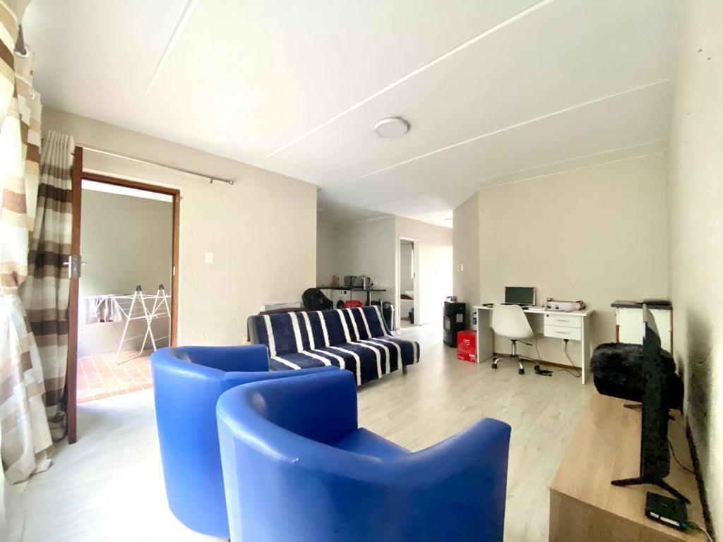 1 Bedroom Apartment in Morningside