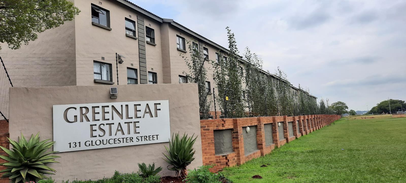 3 Bedroom Apartment in Kenleaf