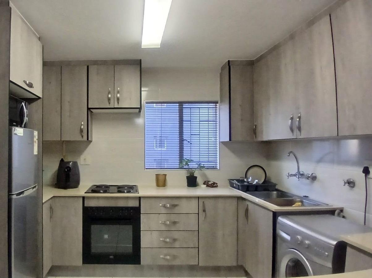 2 Bedroom Apartment in Verwoerdpark