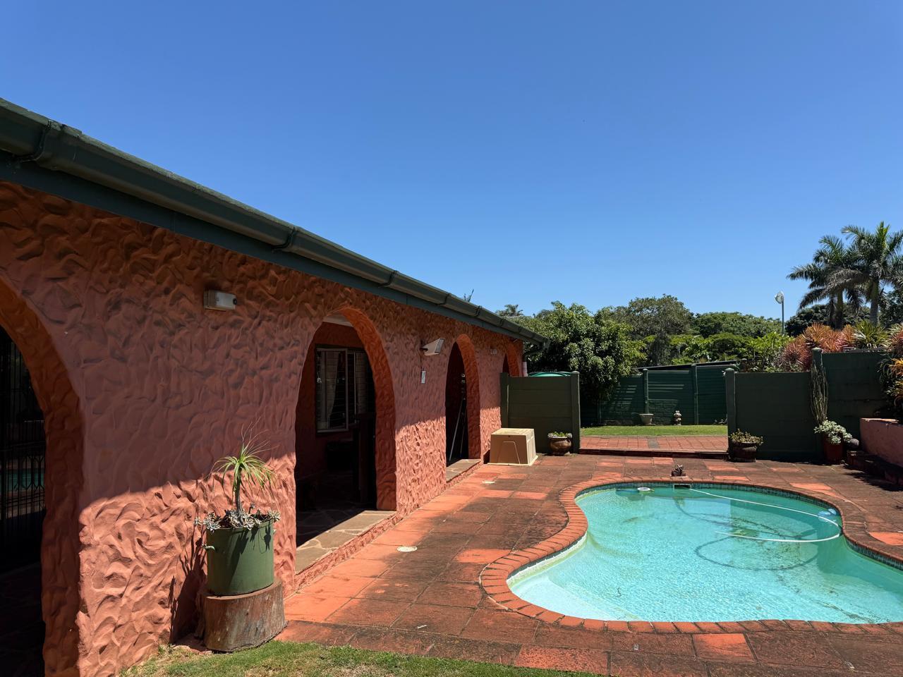 4 Bedroom House in Salt Rock