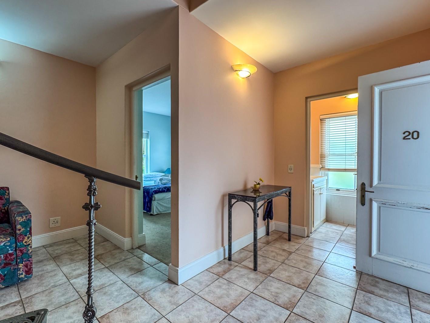 3 Bedroom Duplex in Hout Bay and surrounds