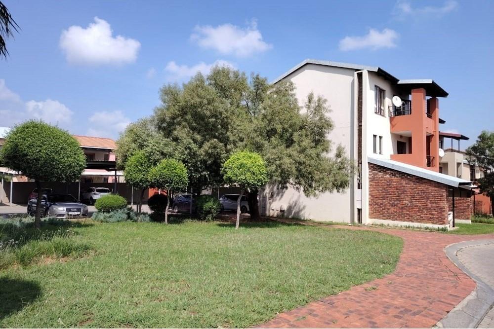 2 Bedroom Apartment in Vorna Valley