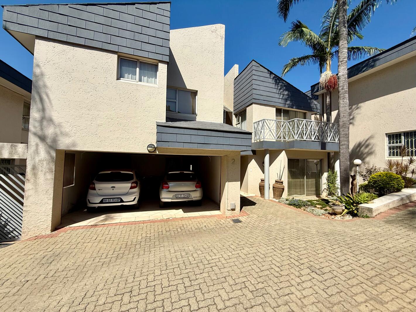 4 Bedroom Townhouse in Bassonia