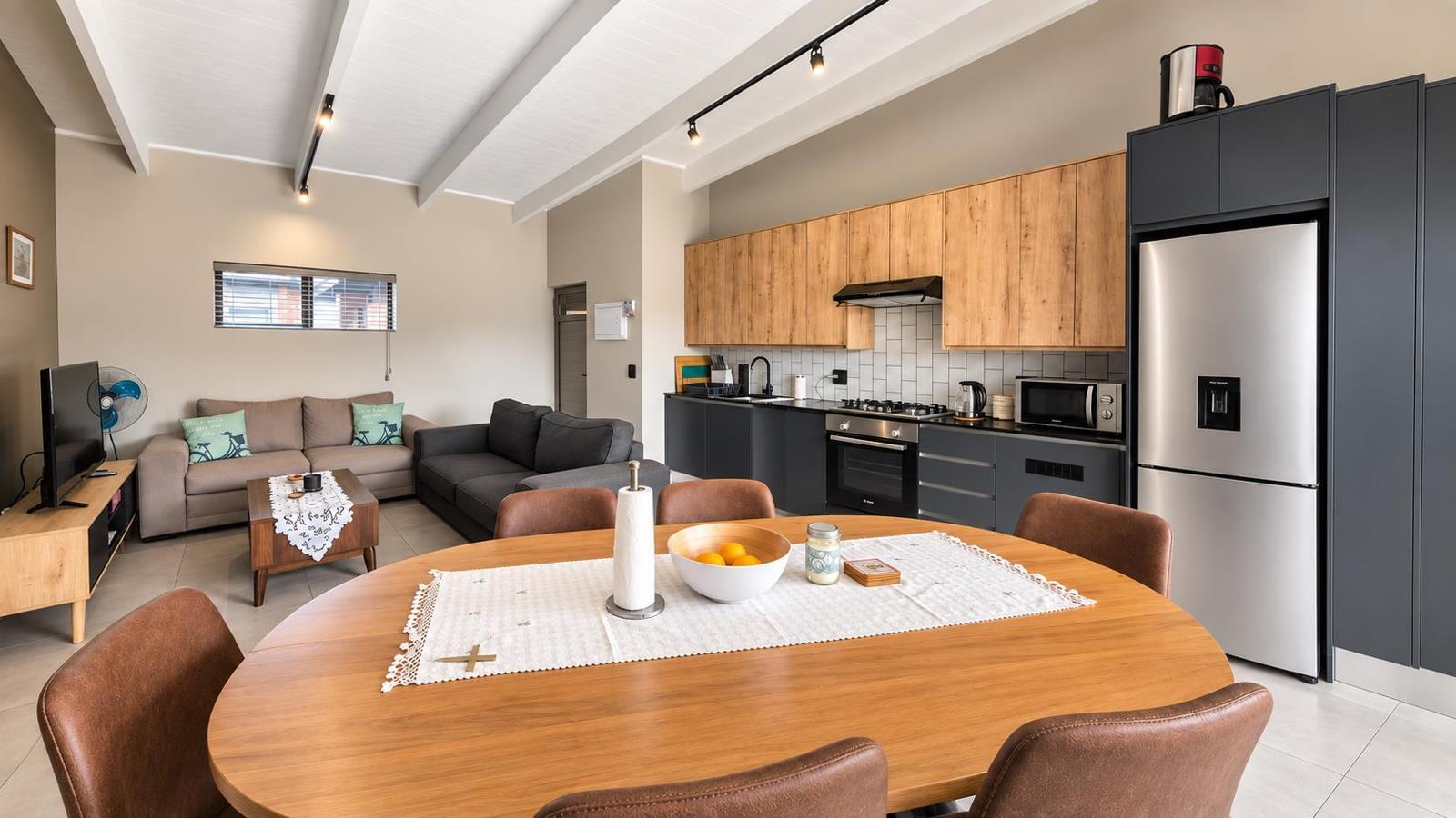 2 Bedroom Apartment in George Central