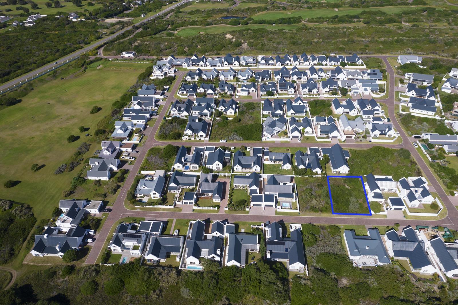 594 m² Land available in St Francis Links