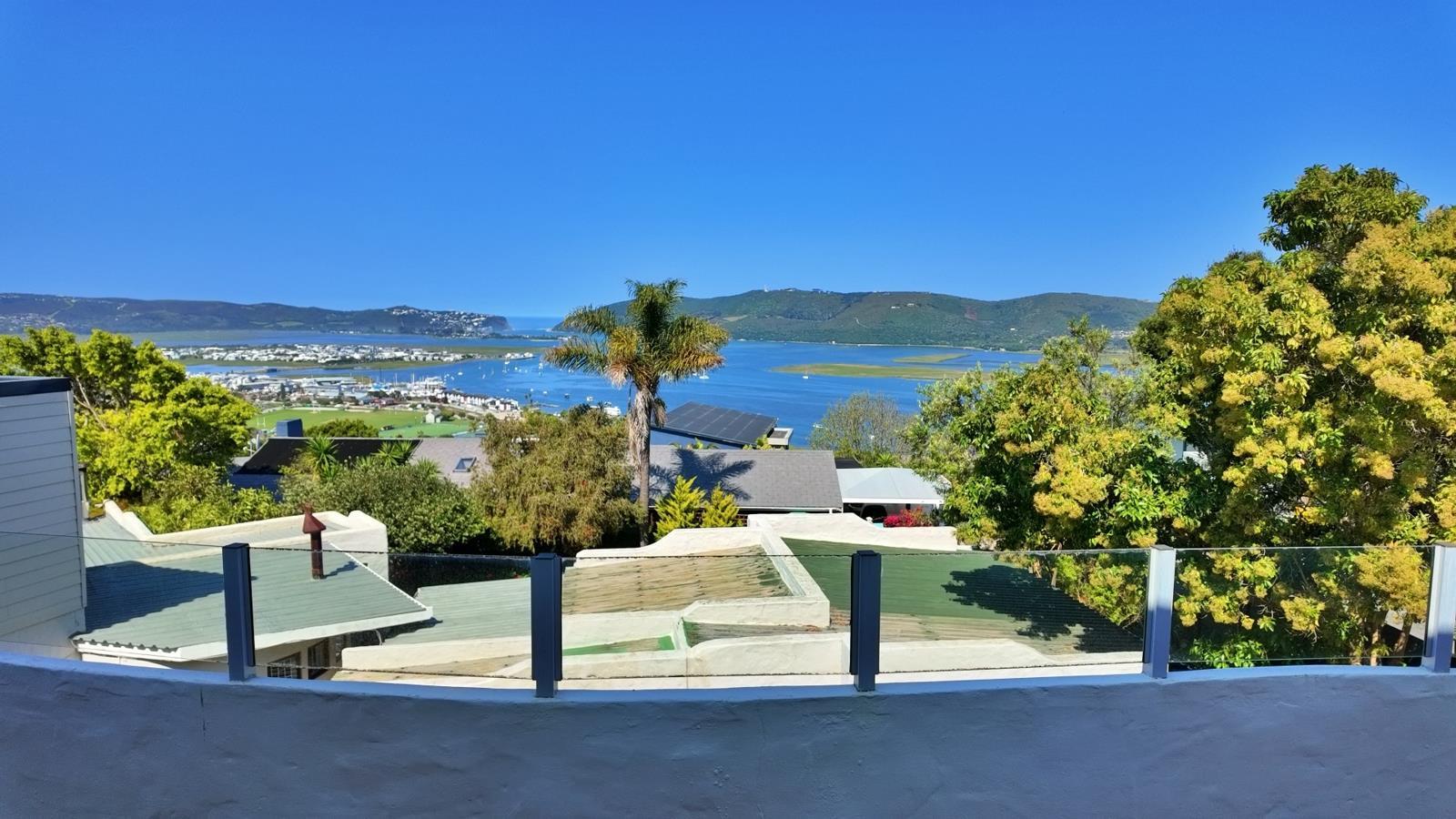 5 Bedroom House in Knysna Heights