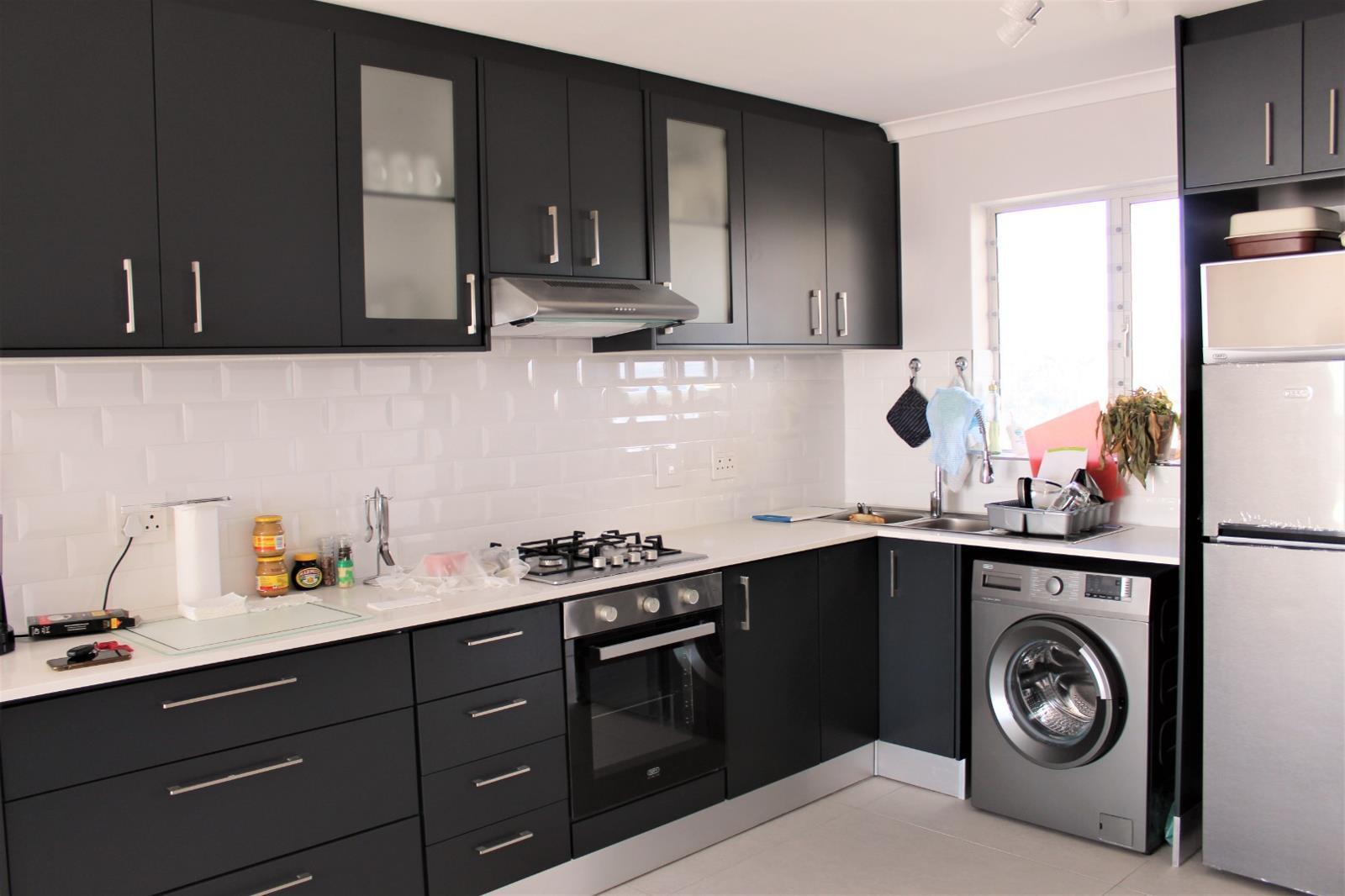 2 Bedroom Apartment in Melkbosstrand