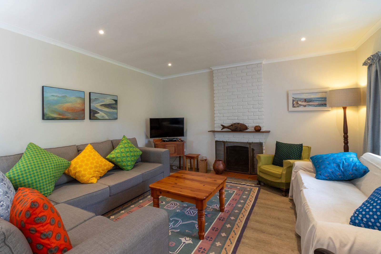 4 Bedroom House in Kenton On Sea